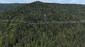 Slackline w Krynicy-Zdrój